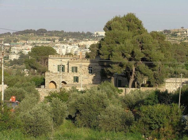 قرية شرفات / القدس