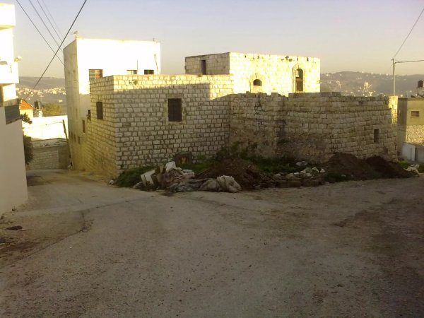 مباني قديمة