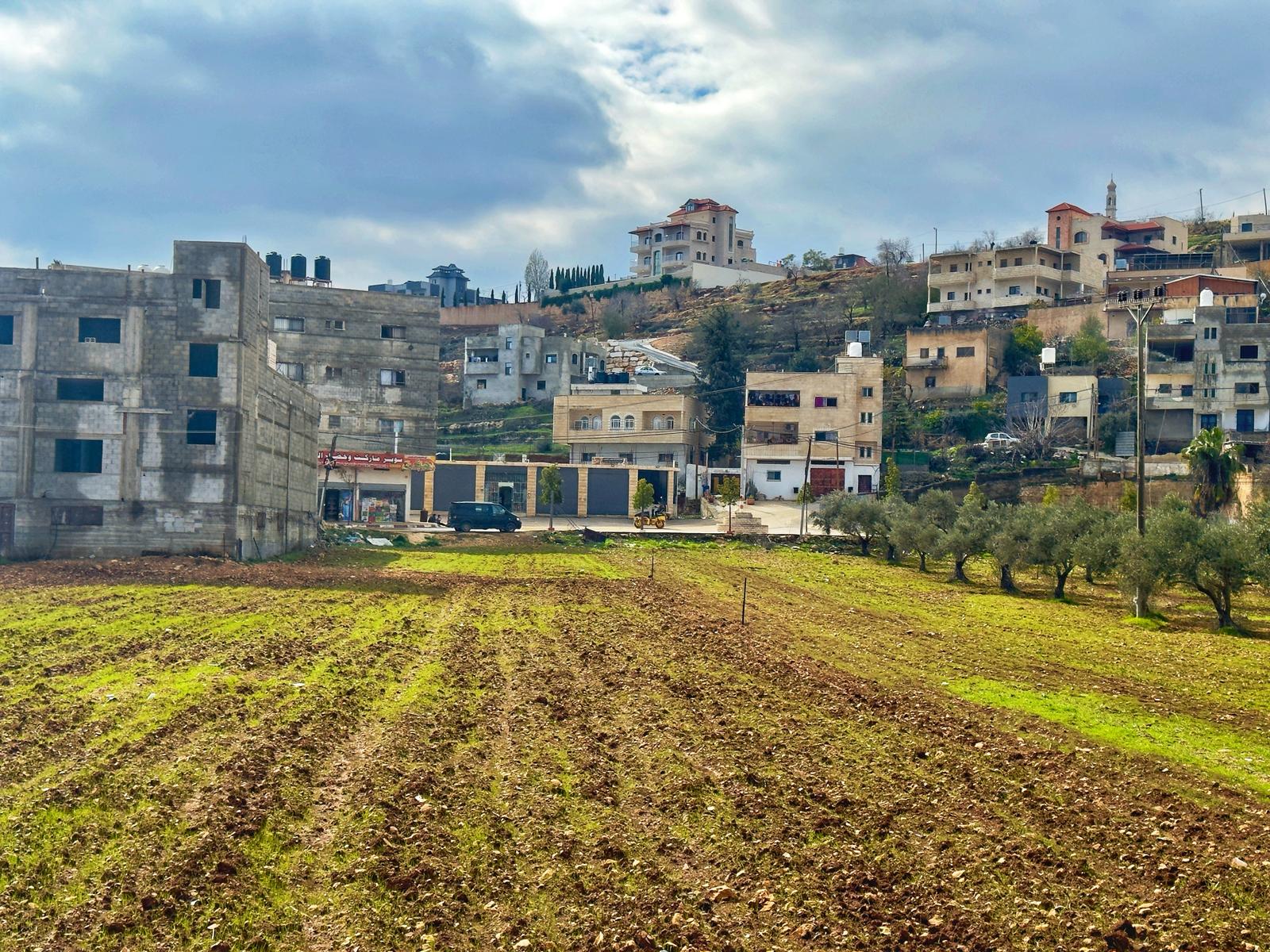 قرية  قصرة، بعدسة محمد نزال
