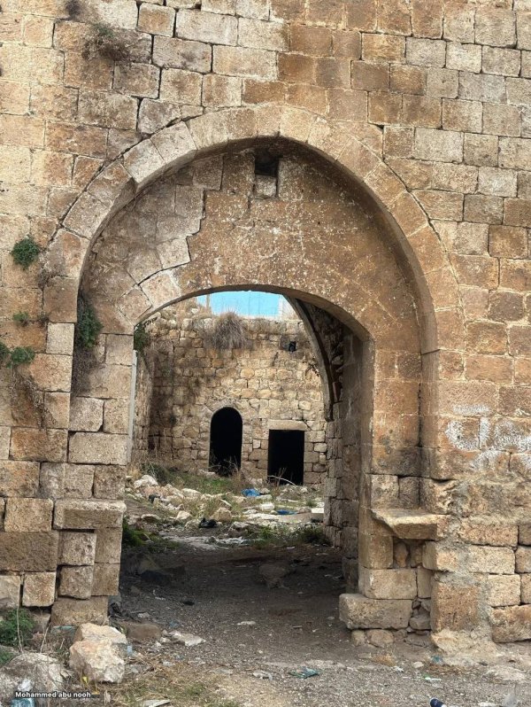 صور من الأبينة الأثرية القديمة في قرية دير قديس، بعدسة: أ. محمد أبو نوح