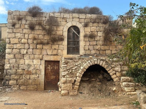 صور من الأبينة الأثرية القديمة في قرية دير قديس، بعدسة: أ. محمد أبو نوح