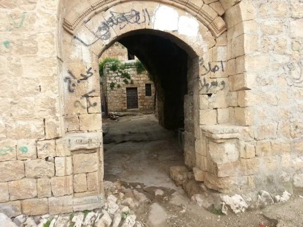 أحد المنازل القديمة /قرية مردة