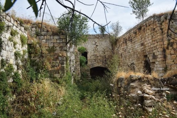 الماضي ببيوت قرية يبرود محافظة رام الله عن صفحة فلسطين بعيون فلسطينية