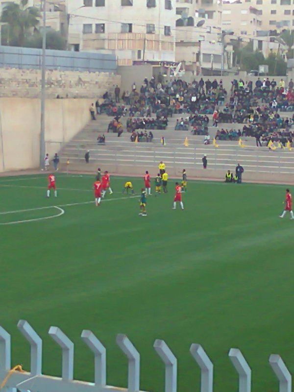 ملعب كرة القدم/كفر الديك