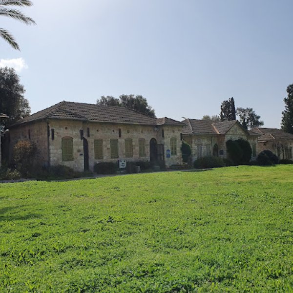 صور من أراضي الفولة والكيبوتز والموشاف اللذين أقيمتا على أراضي القرية