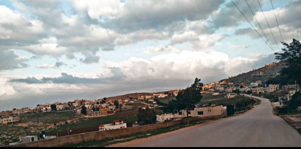 صور مختلفة لقرية رابا بعدسة: أ. حمود بزور