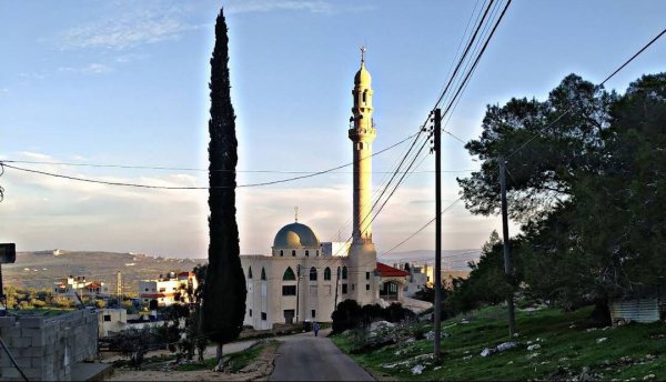 صور مختلفة لقرية رابا بعدسة: أ. حمود بزور