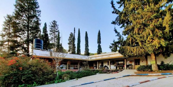 صور من المستوطنة التي أقيمت على أراضي القرية