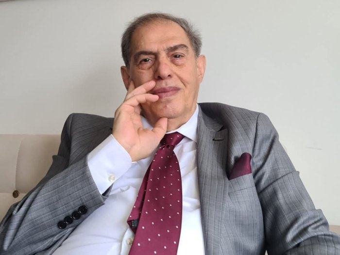 سلسلة رموز فلسطينية (13)... الفنان التشكيلي والتربوي الدكتور يونس خطاب  | موسوعة القرى الفلسطينية