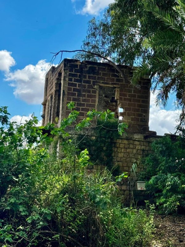 صور لقرية المحمودية/المرّ، نقلاً عن : الأستاذ ابراهيم أبوعمار