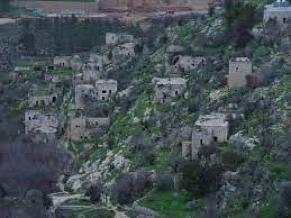 قرية المغلس / الخليل