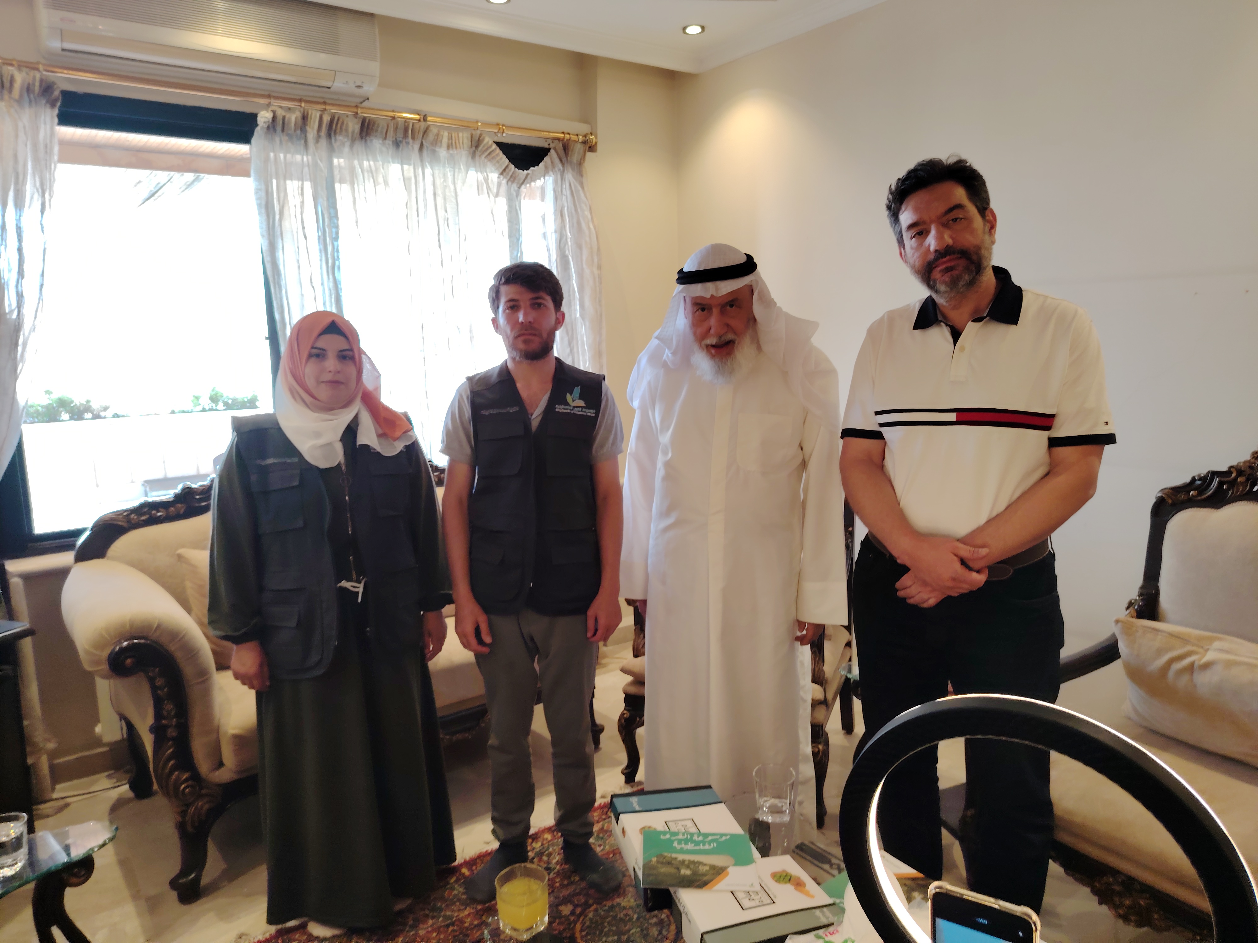 نشاطنا التوثيقي (4) ... الدكتور والعَلَّمة غازي أحمد التوبة