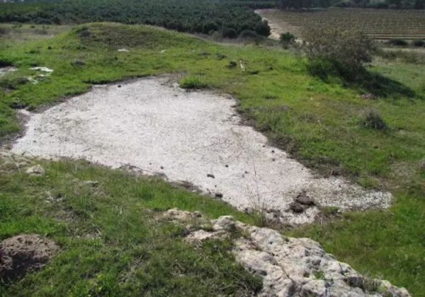 صور حديثة لقرية دمرة، نقلاً عن موقع فلسطين في الذاكرة