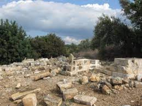 قرية الكابري