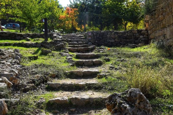 المعالم الاثرية والطبيعية في قرية القبو بعدسة ابتسام سايمان