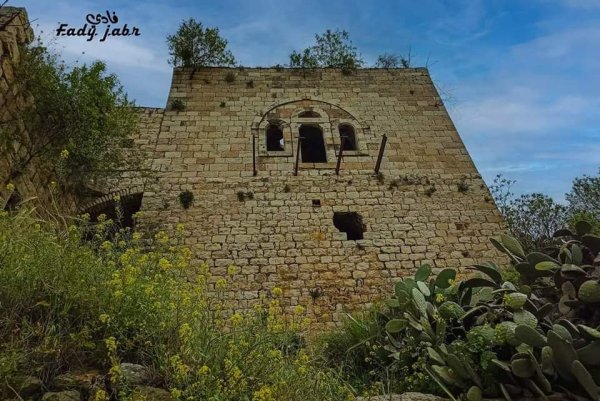 قرية لفتا بعدسة: فادي جبر