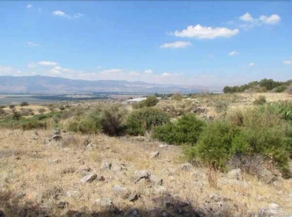 بقايا منازل غرابة المدمرة، نقلاً عن موقع فلسطين في الذاكرة