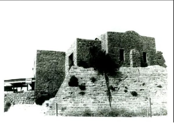 مدرسة قيسارية