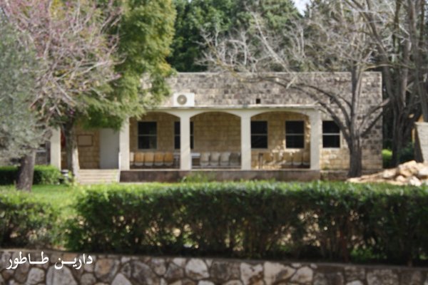 مدرسة إجزم التي حولها الصهاينة لكنيس يهودي