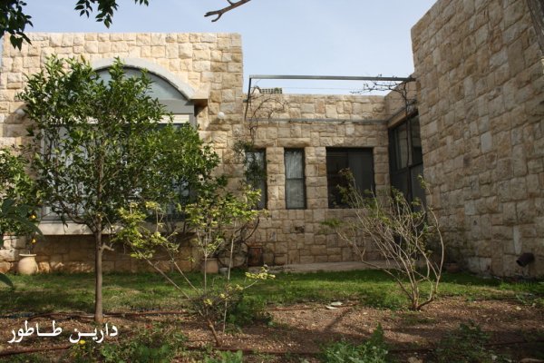 منزل عربي باقٍ في إجزم