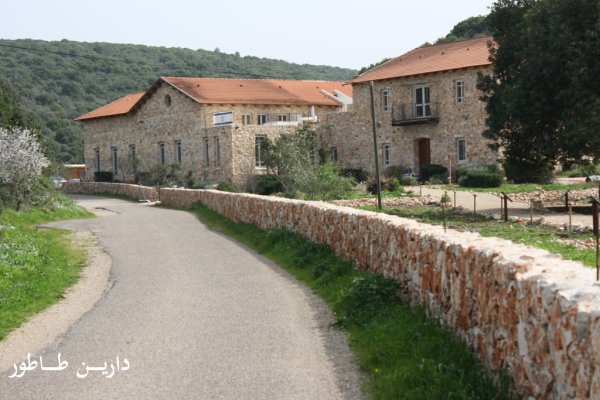 البيوت العربية المسلوبة في إجزم