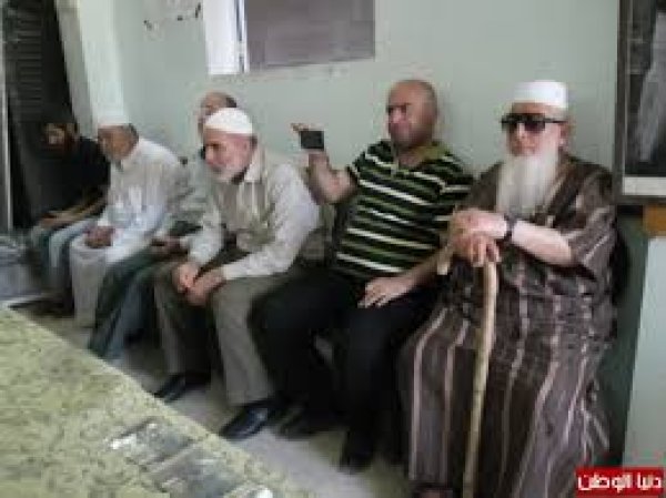 بالصور: احياء ذكرى النكبة بديوان عبدس بخانيونس