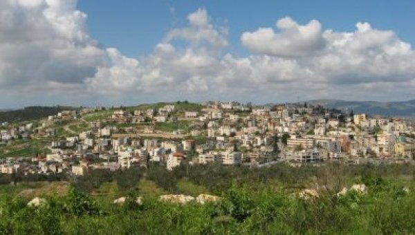 اطلالة على القر ية