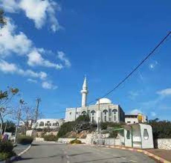 مسجد القرية