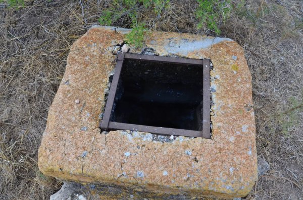 بئر في القرية