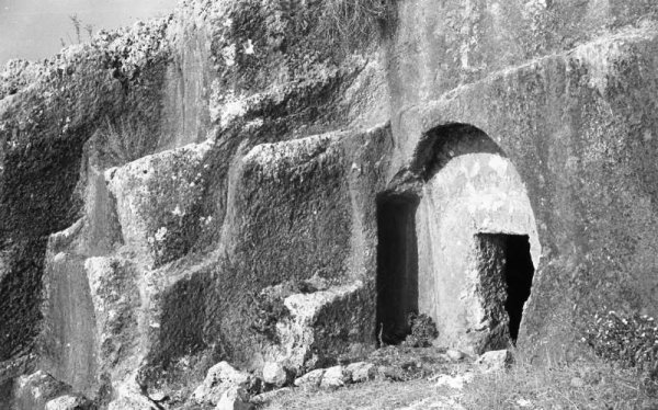 احد خرب القرية