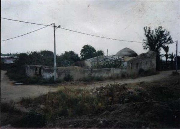 قرية القباب