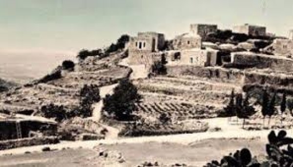 قرية القباب