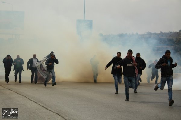 مواجهات في القرية