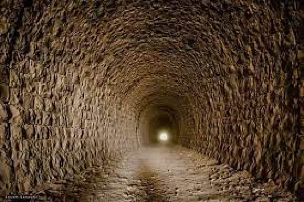 النفق العثماني في القرية