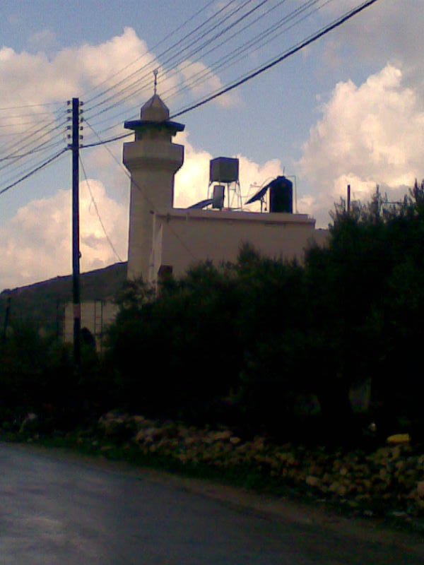 مسجد القرية