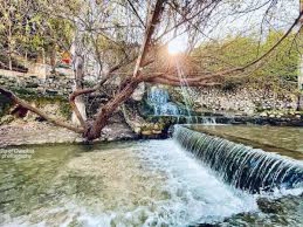 منتجع في القرية