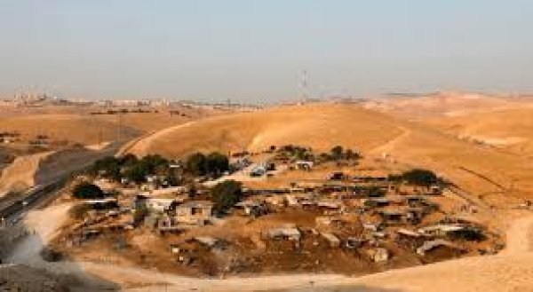 قرية الخان الأحمر