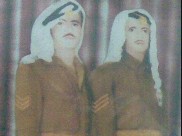 الأخوة الشهداء كامل وكمال عبدالرحمن حسن خلف