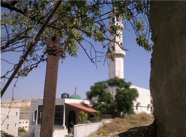 اللبن الغربي